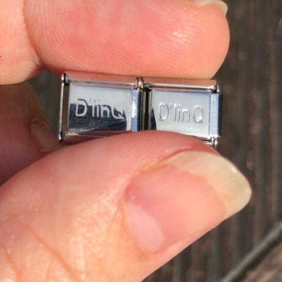 College of Charleston Cougar Dlinq Charm - Picture 2 of 3